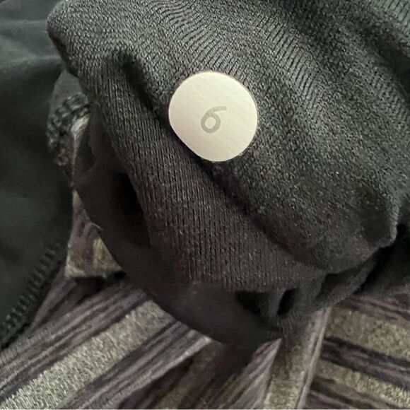 Lululemon Wunder Under BSG Black Stripes Galore Crop Leggings Rare Print 6 - Picture 11 of 11